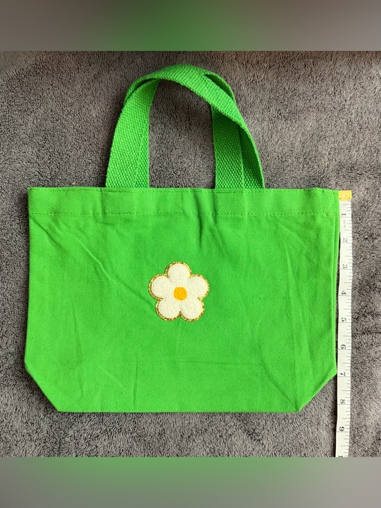 Handbags - Reusable Canvas Gift Bag - Green Canvas Tote with Daisy Patch
